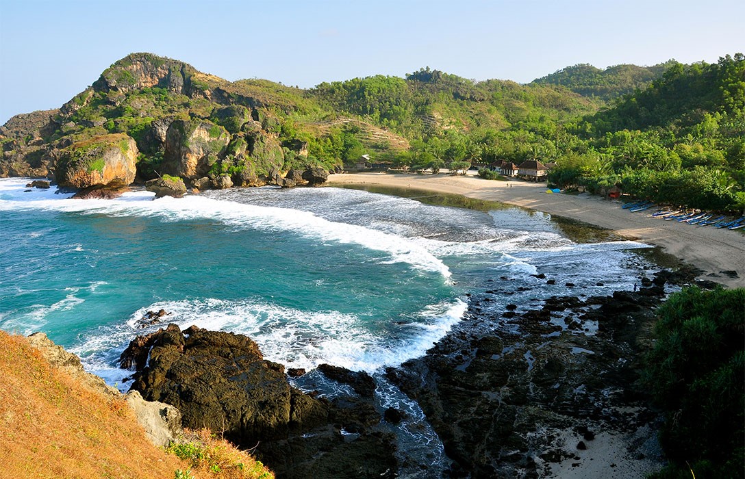 Pantai Siung : Harga Tiket, Foto, Lokasi, Fasilitas dan Spot