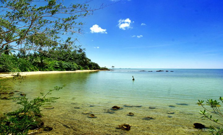 Pulau Sekatung : Harga Tiket, Foto, Lokasi, Fasilitas dan Spot