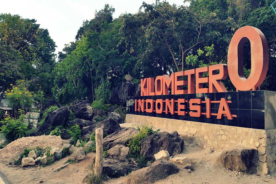 Tugu Nol Kilometer : Harga Tiket, Foto, Lokasi, Fasilitas dan Spot