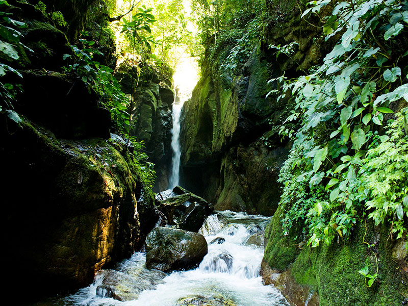 Air Terjun Pendung : Harga Tiket, Foto, Lokasi, Fasilitas dan Spot