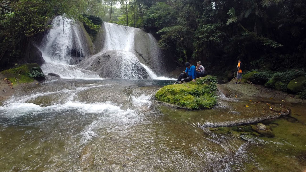 Air Terjun 7 Bidadari : Harga Tiket, Foto, Lokasi, Fasilitas dan Spot