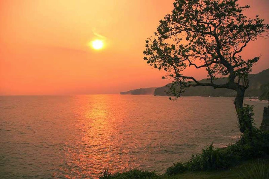 Pantai Kesirat, Kepingan Surga yang Tersembunyi di Jogja