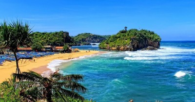 Pantai Drini : Harga Tiket, Foto, Lokasi, Fasilitas dan Spot