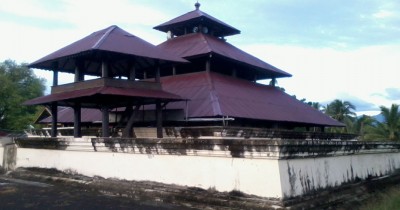 Masjid Indrapuri : Harga Tiket, Foto, Lokasi, Fasilitas dan Spot