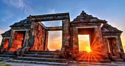 Candi Ratu Boko : Harga Tiket, Foto, Lokasi, Fasilitas dan Spot