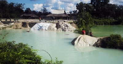 Danau Biru Muara Tembesi : Harga Tiket, Foto, Lokasi, Fasilitas dan Spot