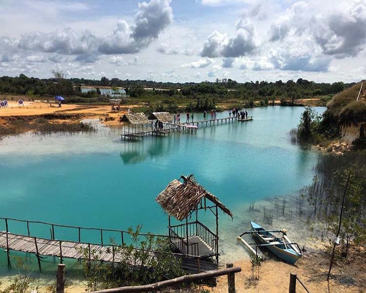 Danau Biru Bintan : Harga Tiket, Foto, Lokasi, Fasilitas dan Spot