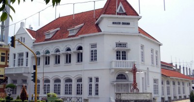 Gedung Balee Juang : Harga Tiket, Foto, Lokasi, Fasilitas dan Spot