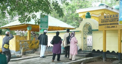 Makam Raja Haji Fisabilillah : Harga Tiket, Foto, Lokasi, Fasilitas dan Spot