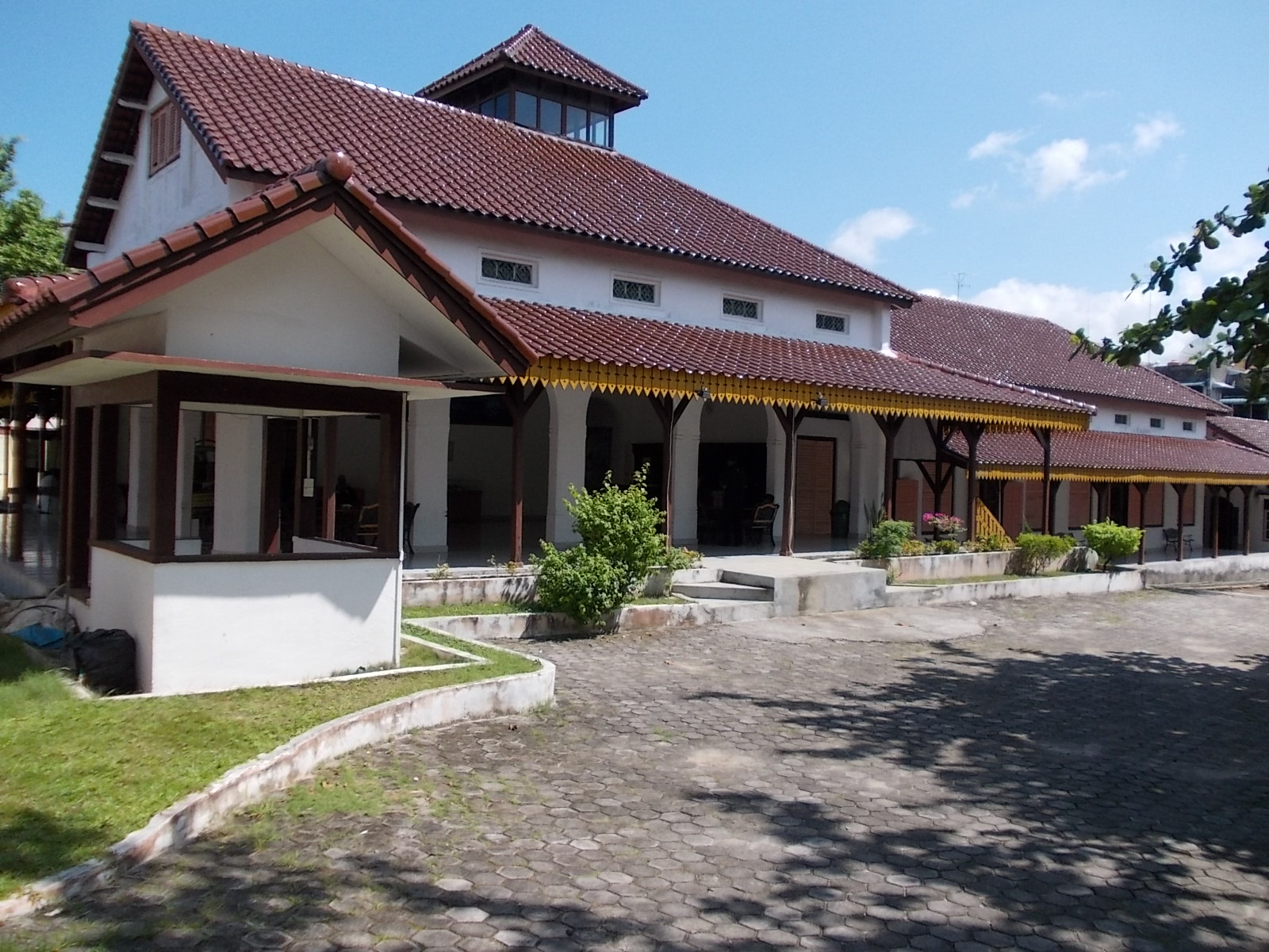 Museum Sultan Sulaiman Badrul Alamsyah : Harga Tiket, Foto, Lokasi, Fasilitas dan Spot
