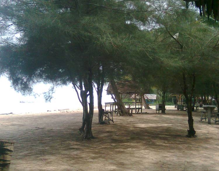 Pantai Cemara : Harga Tiket, Foto, Lokasi, Fasilitas dan Spot