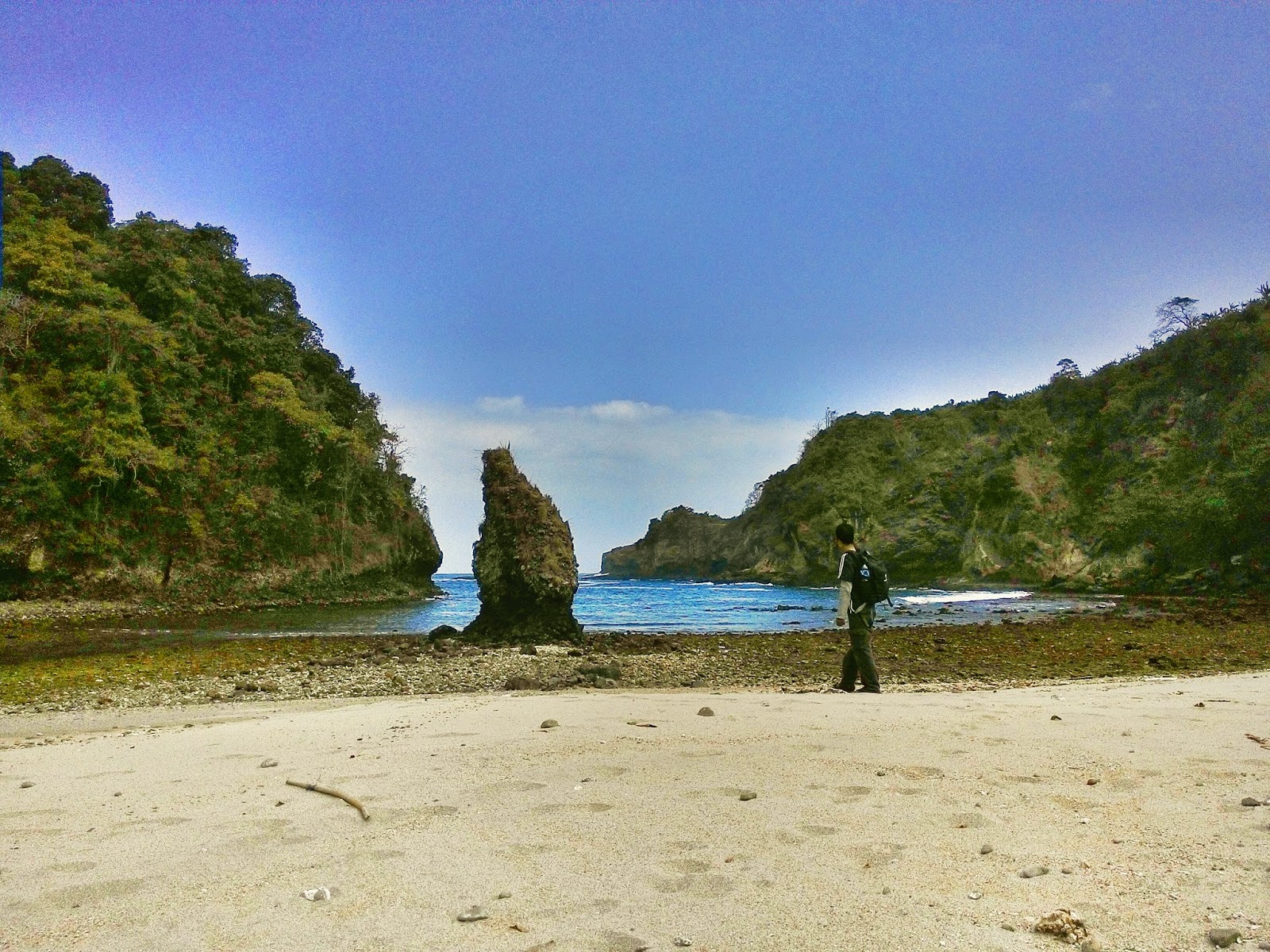 Pantai Desa Setenger : Harga Tiket, Foto, Lokasi, Fasilitas dan Spot