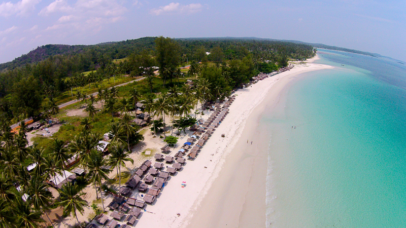 Pantai Trikora : Harga Tiket, Foto, Lokasi, Fasilitas dan Spot