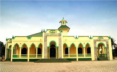 Masjid Raya Al Mubaraq : Harga Tiket, Foto, Lokasi, Fasilitas dan Spot