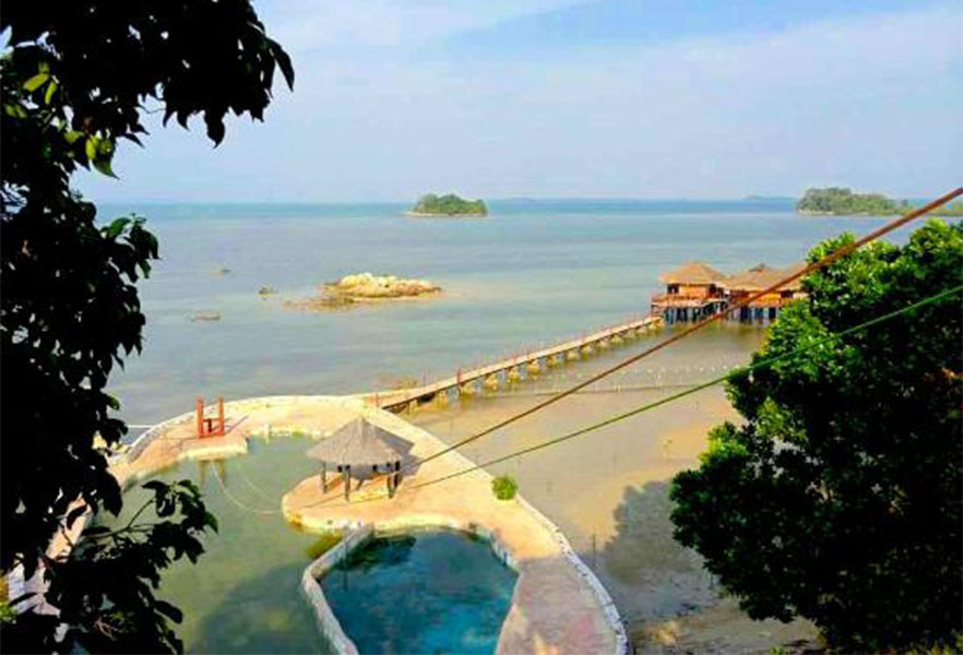 Pantai Loola : Harga Tiket, Foto, Lokasi, Fasilitas dan Spot