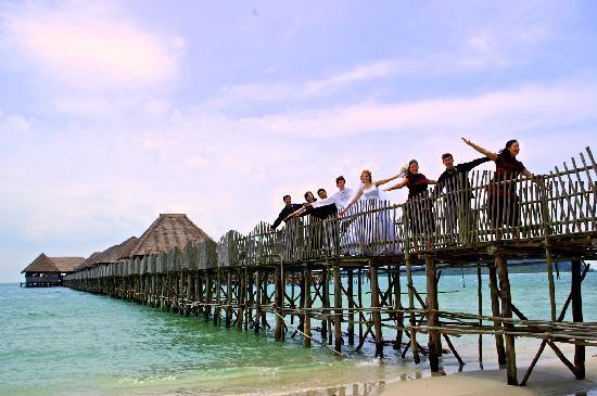 Pulau Moro : Harga Tiket, Foto, Lokasi, Fasilitas dan Spot