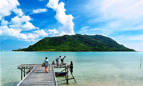 Pulau Laut : Harga Tiket, Foto, Lokasi, Fasilitas dan Spot