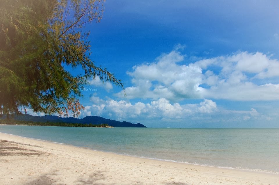 Pantai Pongkar : Harga Tiket, Foto, Lokasi, Fasilitas dan Spot