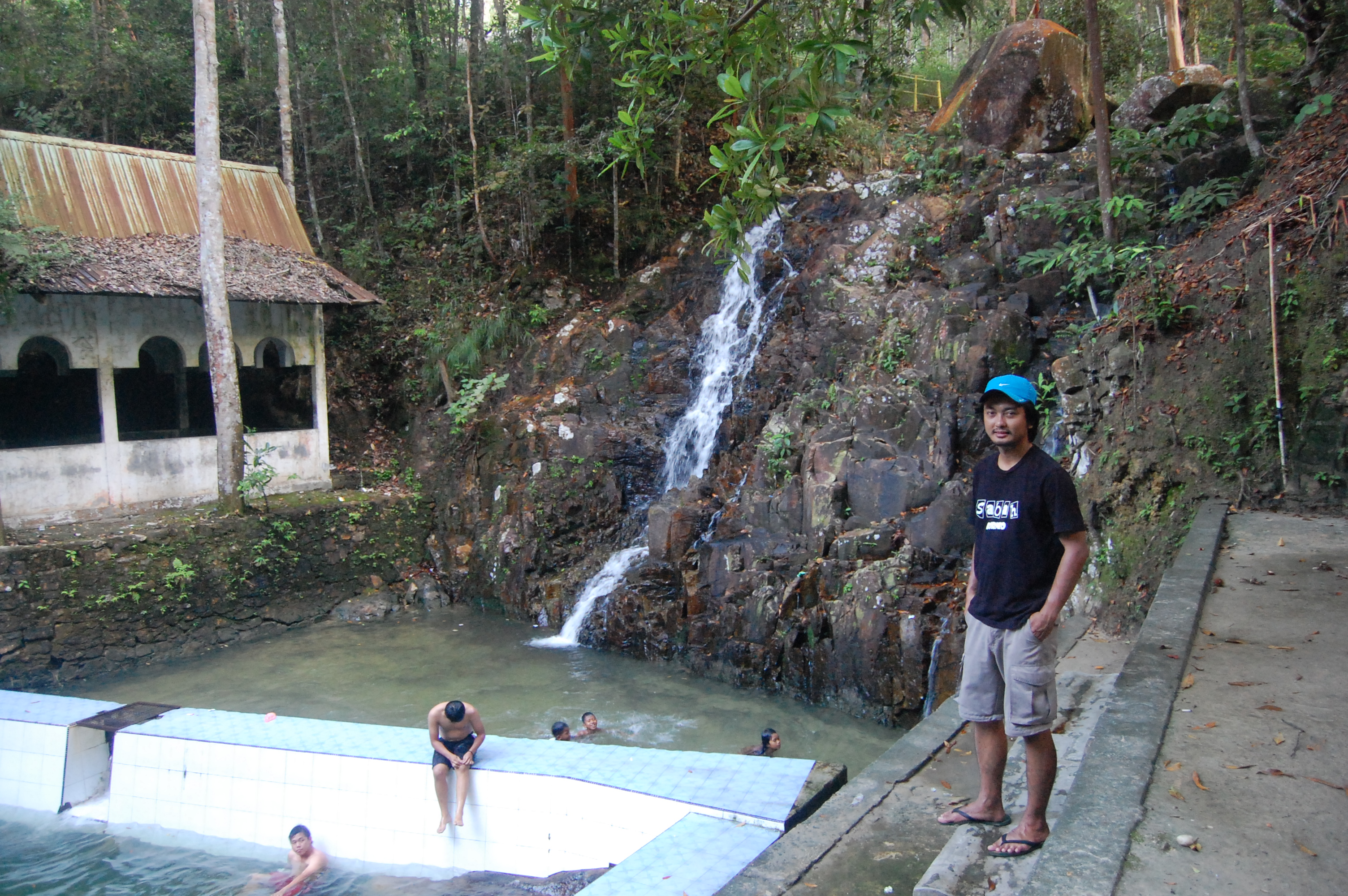 Air Terjun Pongkar : Harga Tiket, Foto, Lokasi, Fasilitas dan Spot