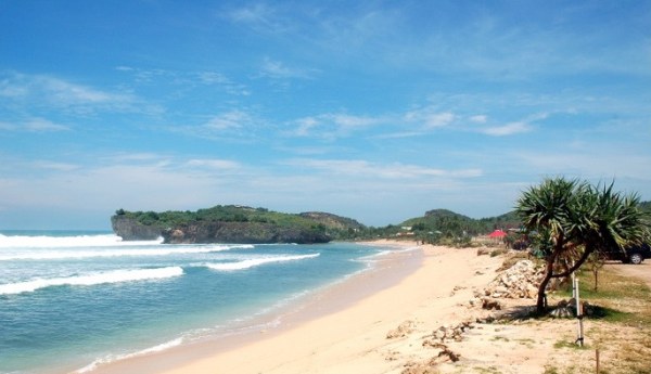 Pantai Zore : Harga Tiket, Foto, Lokasi, Fasilitas dan Spot