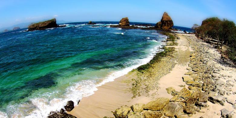 Pantai Papuma : Harga Tiket, Foto, Lokasi, Fasilitas dan Spot