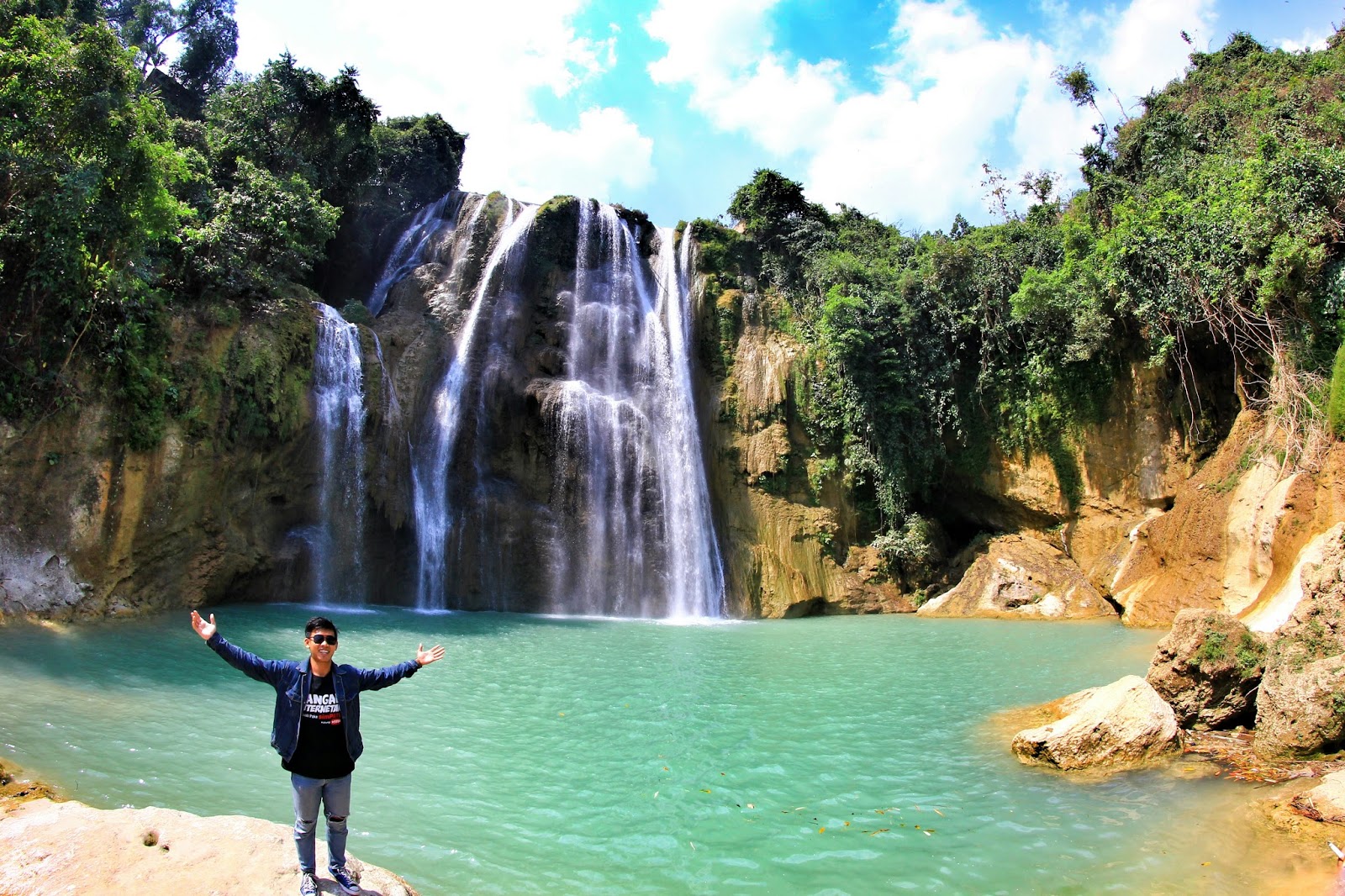  Air  Terjun  Nglirip Sebuah Air  Terjun  Indah di  Tuban 