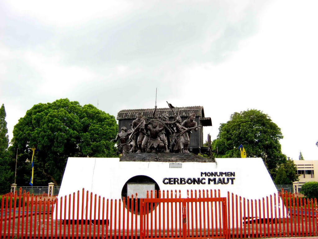 Monumen Gerbong Maut : Harga Tiket, Foto, Lokasi, Fasilitas dan Spot