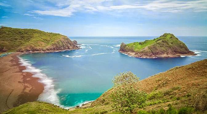 Pantai Payangan, Pantai Unik nan Romantis di Jember