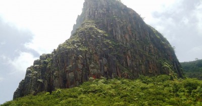 Tebing Sumbing Gunung Kelud : Harga Tiket, Foto, Lokasi, Fasilitas dan Spot