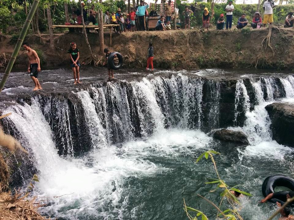 Air Terjun Sumber Salak : Harga Tiket, Foto, Lokasi, Fasilitas dan Spot