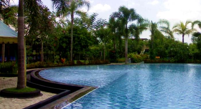Kimo Swimming Pool : Harga Tiket, Foto, Lokasi, Fasilitas dan Spot