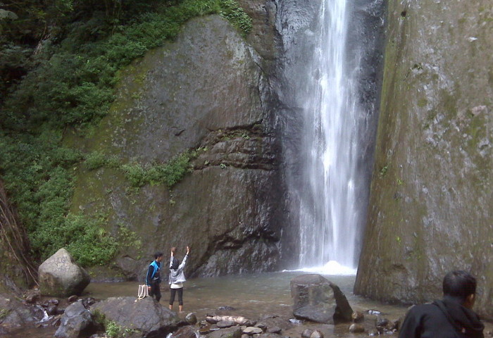 Air Terjun Dolo : Harga Tiket, Foto, Lokasi, Fasilitas dan Spot