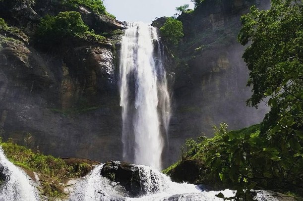 Curug Cikanteh : Harga Tiket, Foto, Lokasi, Fasilitas dan Spot