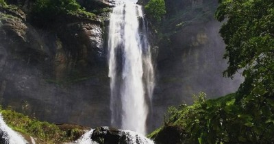 Curug Cikanteh : Harga Tiket, Foto, Lokasi, Fasilitas dan Spot