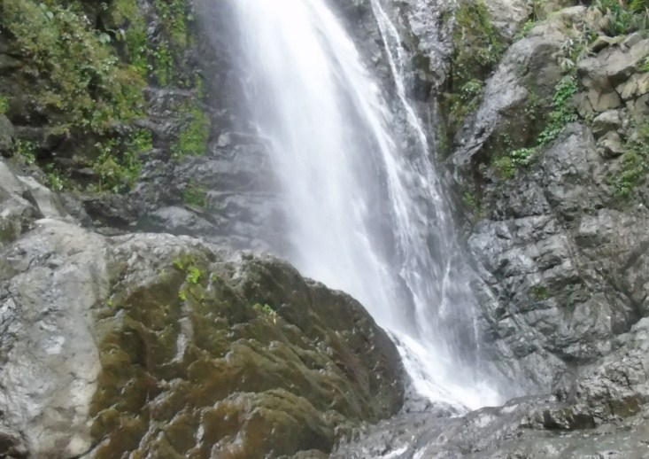 Curug Cigentis : Harga Tiket, Foto, Lokasi, Fasilitas dan Spot