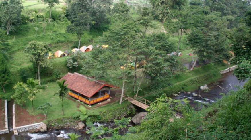 Capolaga Adventure Camp : Harga Tiket, Foto, Lokasi, Fasilitas dan Spot