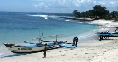 Pantai Jayanti : Harga Tiket, Foto, Lokasi, Fasilitas dan Spot