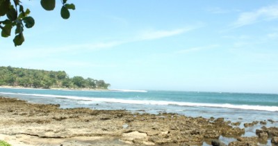 Pantai Rancabuaya : Harga Tiket, Foto, Lokasi, Fasilitas dan Spot