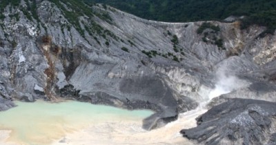 Gunung Tangkuban Perahu : Harga Tiket, Foto, Lokasi, Fasilitas dan Spot