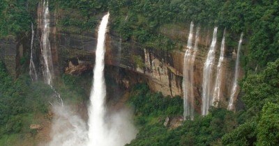 Curug Cipendok : Harga Tiket, Foto, Lokasi, Fasilitas dan Spot