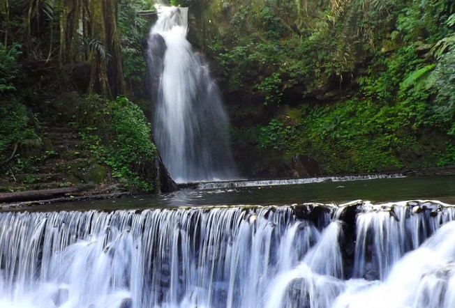 Curug Ciputri : Harga Tiket, Foto, Lokasi, Fasilitas dan Spot