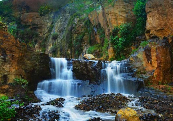 Curug Batu Templek : Harga Tiket, Foto, Lokasi, Fasilitas dan Spot