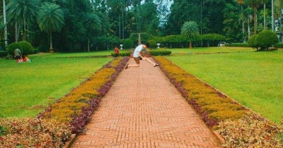 Wisata Kebun Raya Bogor : Harga Tiket, Foto, Lokasi, Fasilitas dan Spot