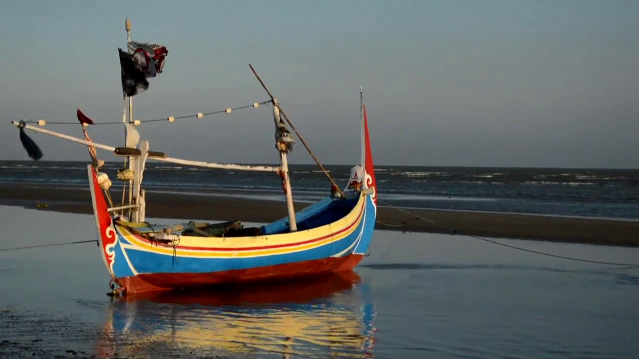 Pantai Jumiang : Harga Tiket, Foto, Lokasi, Fasilitas dan Spot