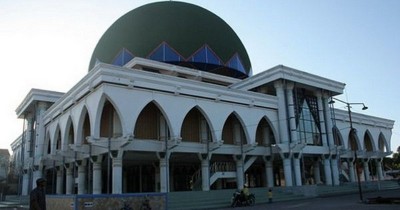 Masjid Agung Sampang : Harga Tiket, Foto, Lokasi, Fasilitas dan Spot