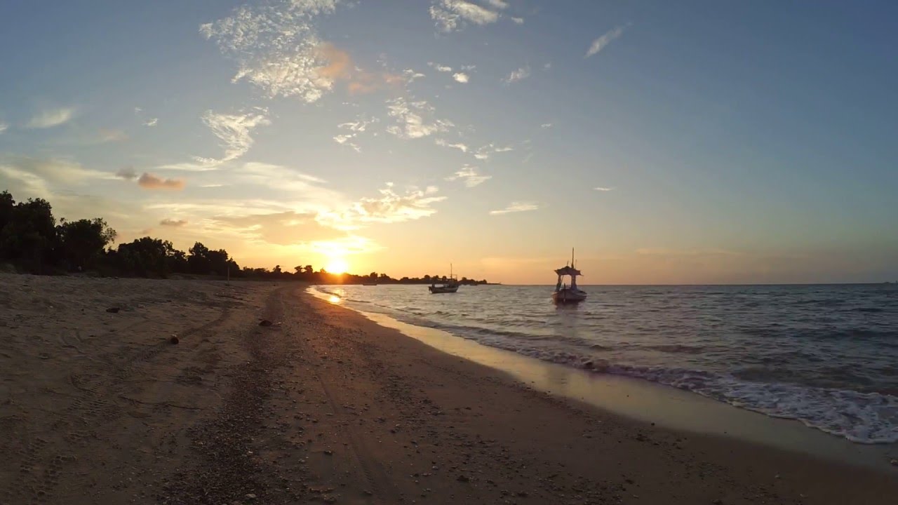 Wisata Pantai Siring Kemuning : Harga Tiket, Foto, Lokasi, Fasilitas dan Spot