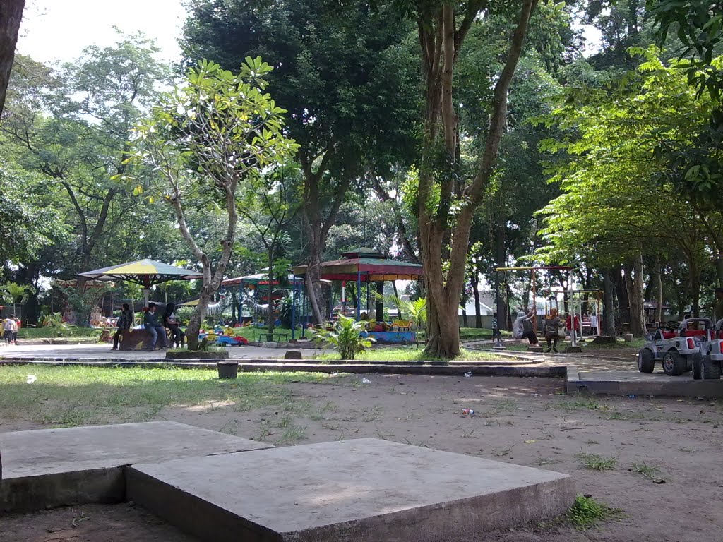 Taman Ria Manunggal : Harga Tiket, Foto, Lokasi, Fasilitas dan Spot