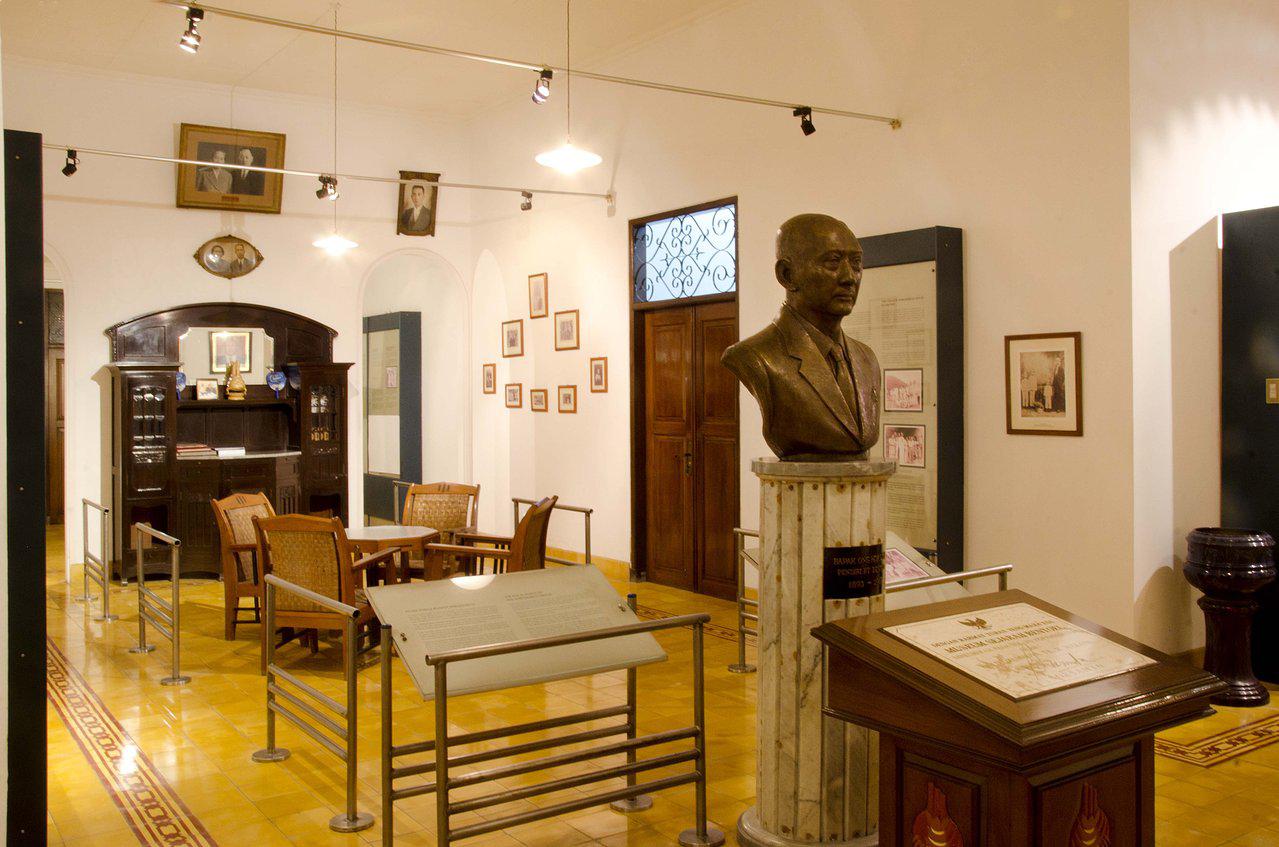 Museum Bentoel : Harga Tiket, Foto, Lokasi, Fasilitas dan Spot
