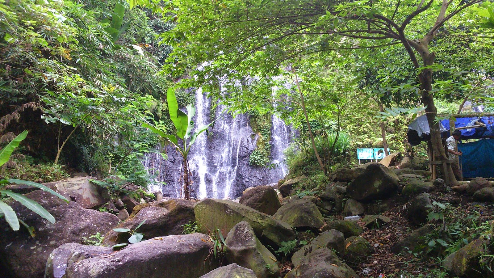 Air Terjun Pengantin : Harga Tiket, Foto, Lokasi, Fasilitas dan Spot