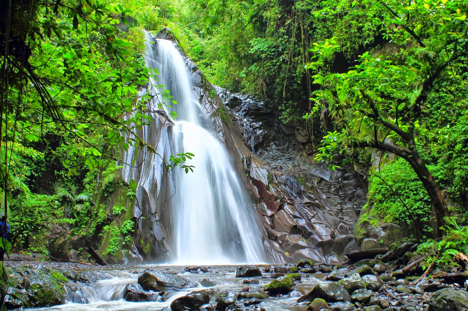 Air Terjun Selendang Arum : Harga Tiket, Foto, Lokasi, Fasilitas dan Spot